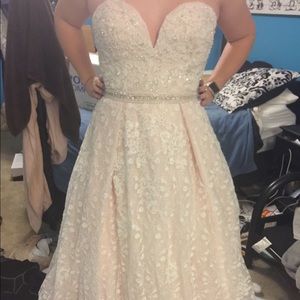 Jovani brand prom dress